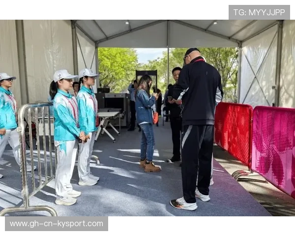 城市赛事期间志愿者补给与休息区服务进一步完善,赛事活动志愿者